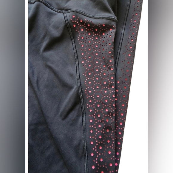 # 283 Lululemon Color Me Quick 7/8 Tight 25" - Picture 7 of 7